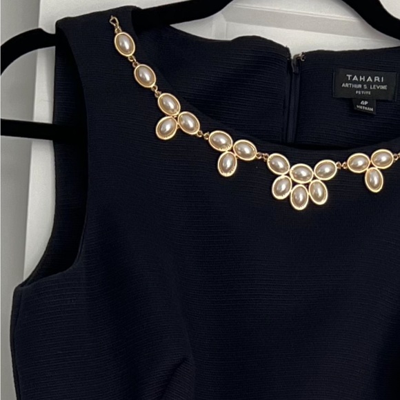 Tahari Arthur S. Levine Petite Dress - Picture 2 of 4